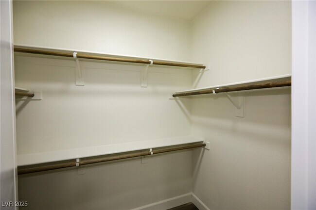 Building Photo - 10369 Pescado Ln