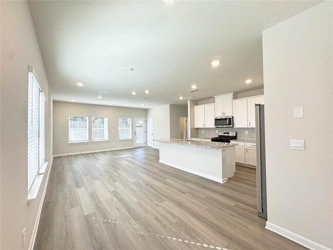 Building Photo - 4264 Holland Grv Rd