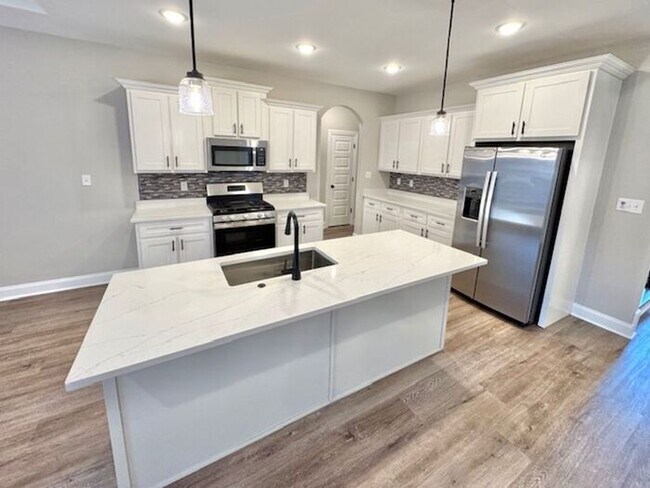 Building Photo - Exquisite new construction 4BR home now being offered for rental!