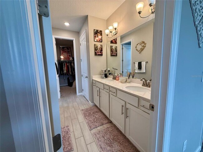 Building Photo - 6015 Nightjar Ct