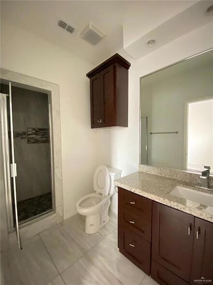 Building Photo - 1719 W Garrison Dr