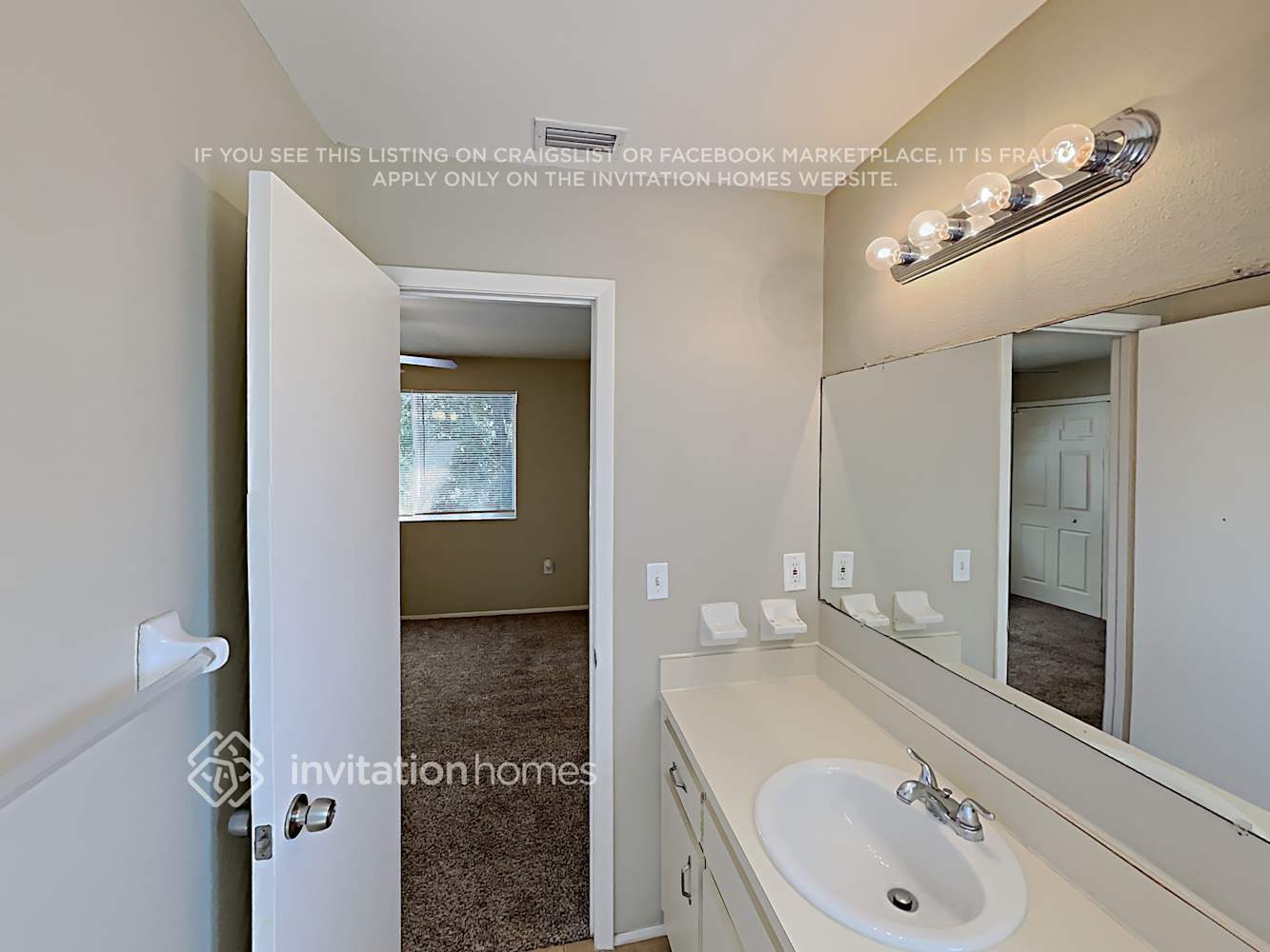 Building Photo - 622 Lake Dexter Cir