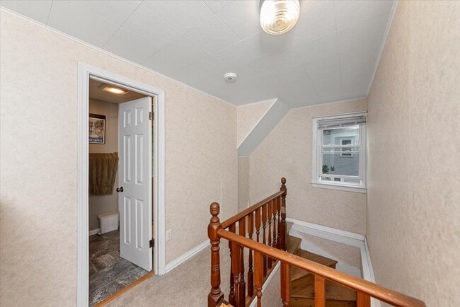 Building Photo - 559 Edson Ave