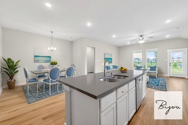 Building Photo - 2216 Inglenook Grv Dr
