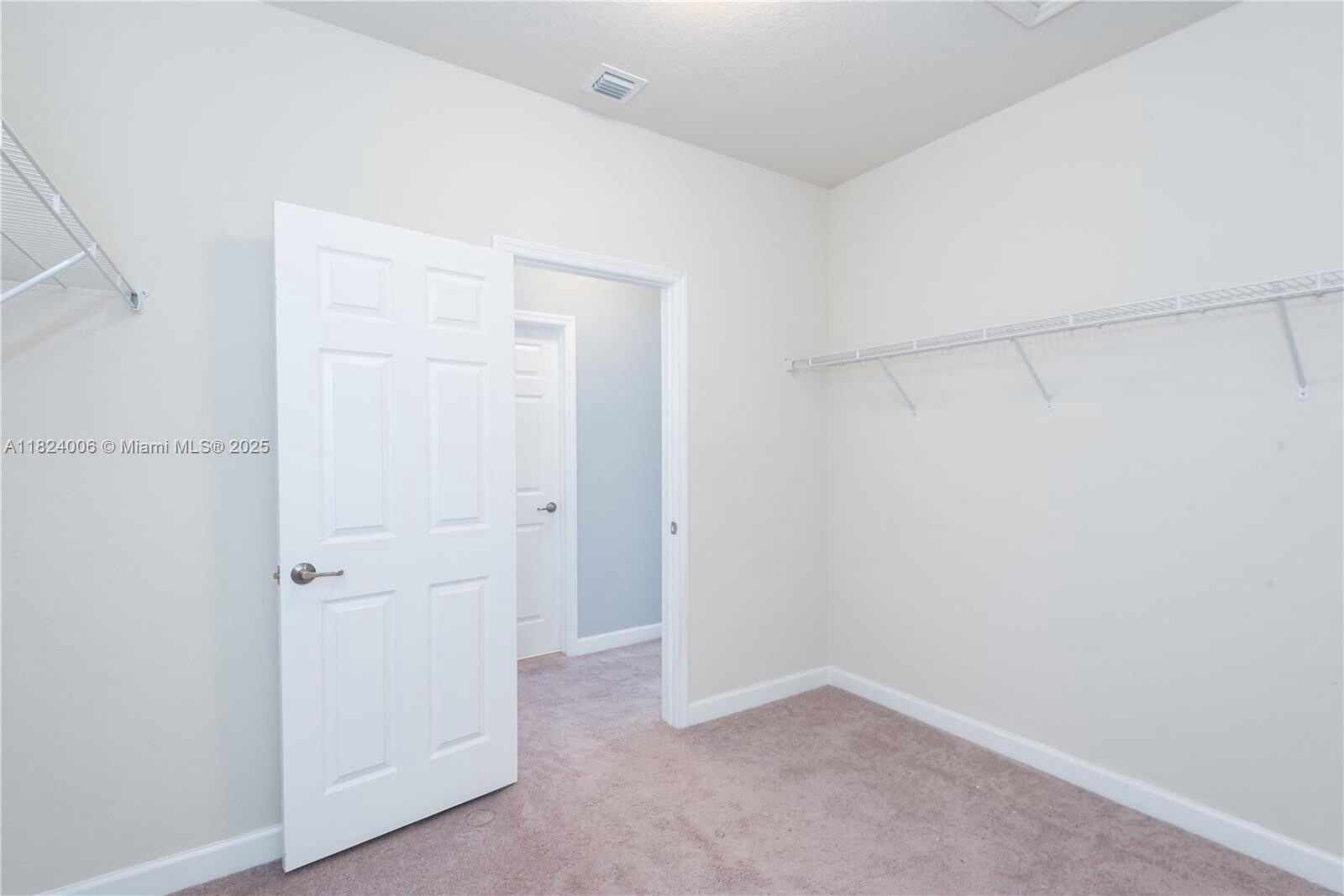 Building Photo - 11510 NW 88th Ln