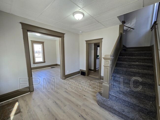 Building Photo - 71 Lafayette St