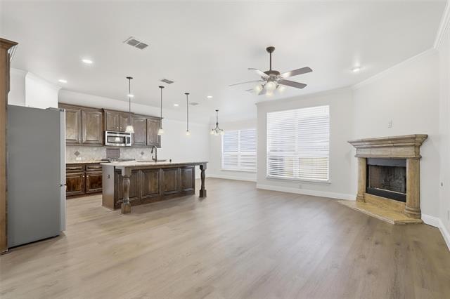 Building Photo - 3049 Waterfall Dr