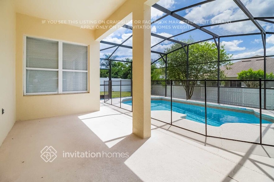 Building Photo - 150 Summit Ash Way