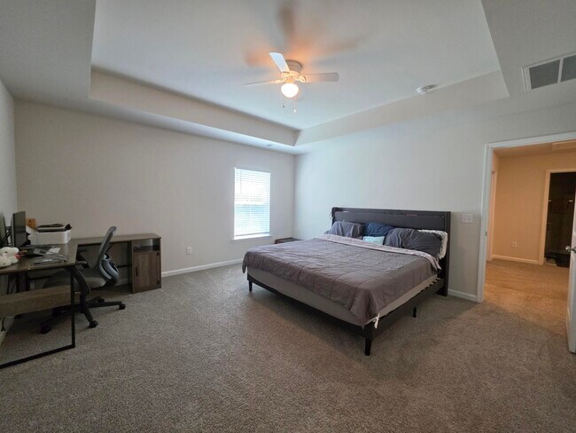 Building Photo - 1812 Lacebark Dr