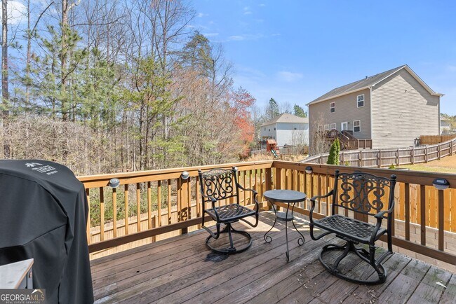 Building Photo - 128 Orange Cir