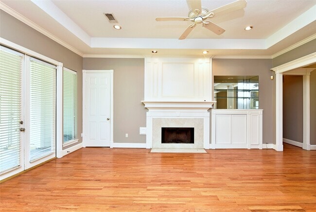 Building Photo - 5830 Hornwood Dr