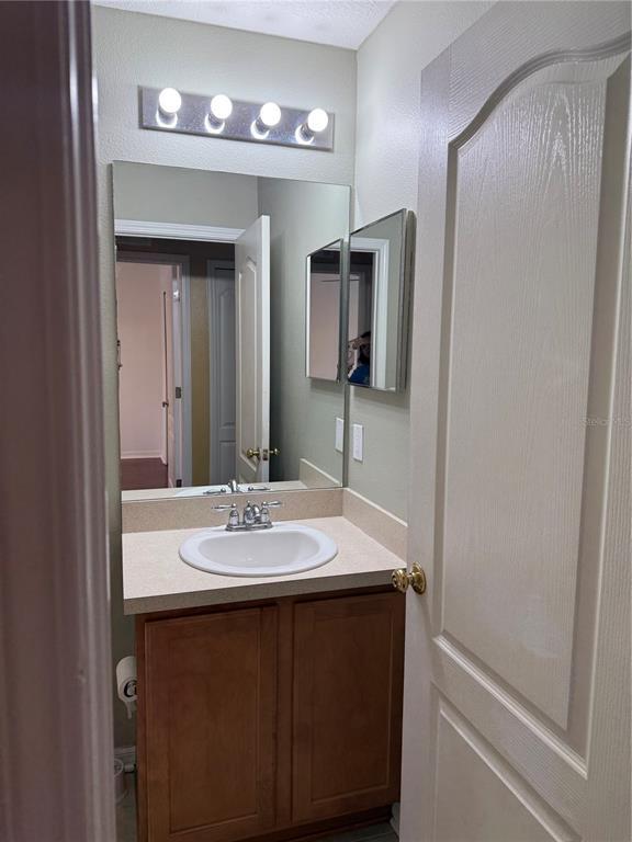 Building Photo - 10606 Shady Falls Ct