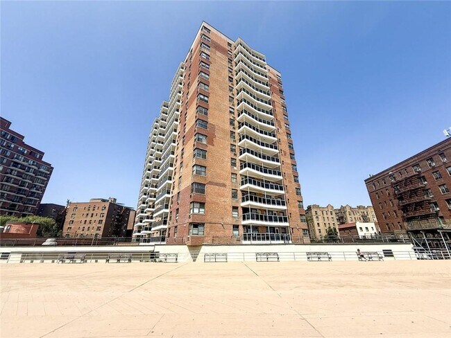 Building Photo - 50 Brighton 1st Rd