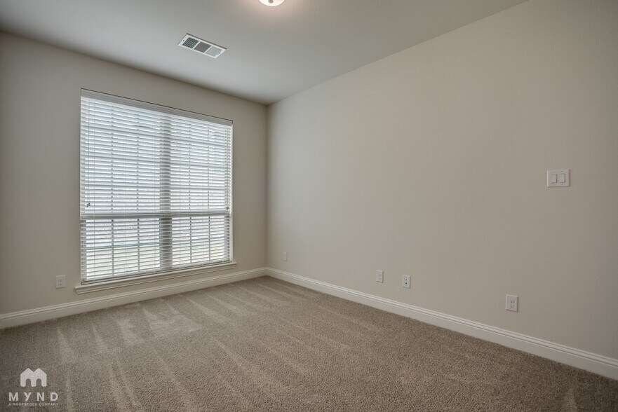 Building Photo - 3324 Damsel Sauvage Ln