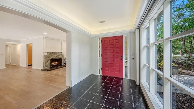 Building Photo - 1770 S Oval Dr
