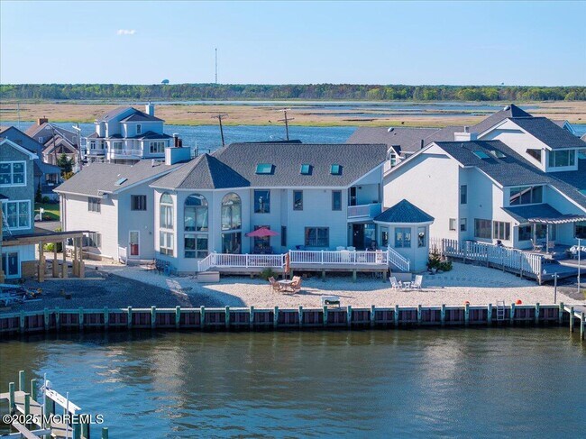 Building Photo - 1207 Capstan Dr