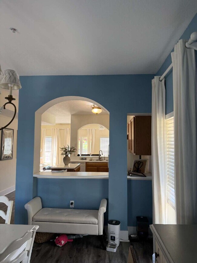 Building Photo - Spectacular 2/2.5 Condo in the Oldsmar Galleria Town Center Lifestyle