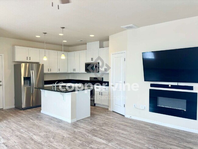 Building Photo - 19593 W 93rd Ln