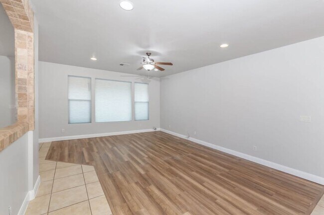 Building Photo - 4 Bedroom Single-Level Home In Hurricane