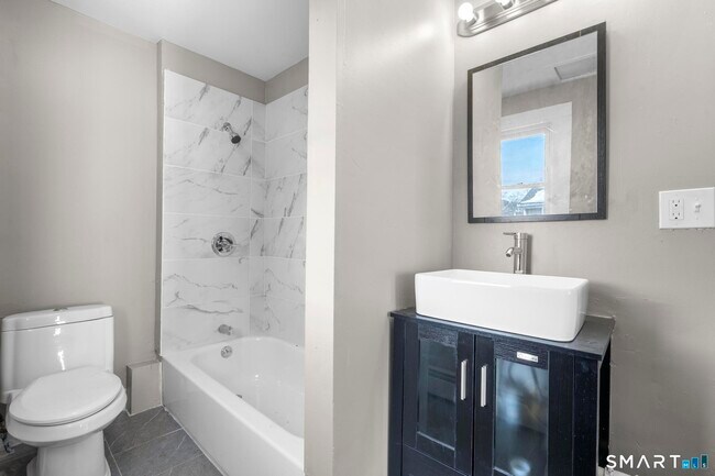 Building Photo - 22 Wolcott St