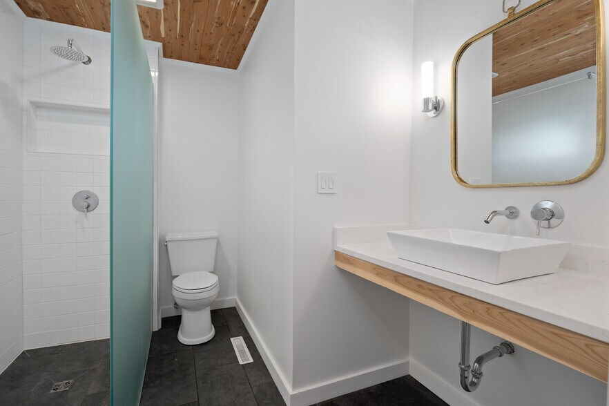Building Photo - 6744 Merwin Pl