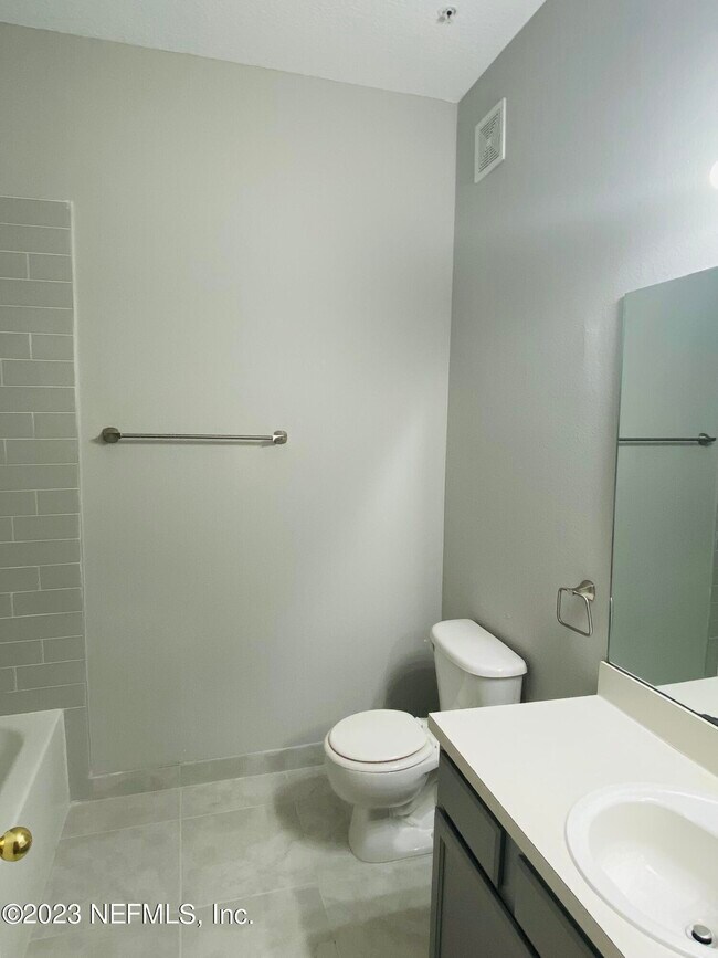 Building Photo - 9505 Armelle Way