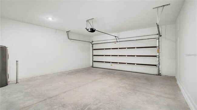 Building Photo - 4951 Worchester Dr