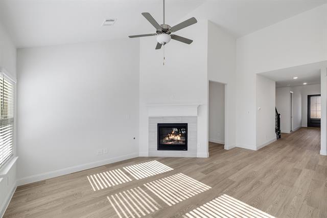 Building Photo - 2408 Acadia Dr