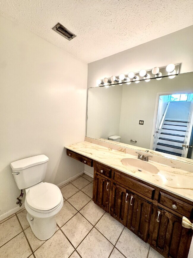 Building Photo - WATER FRONT PROPERTY!!!!!