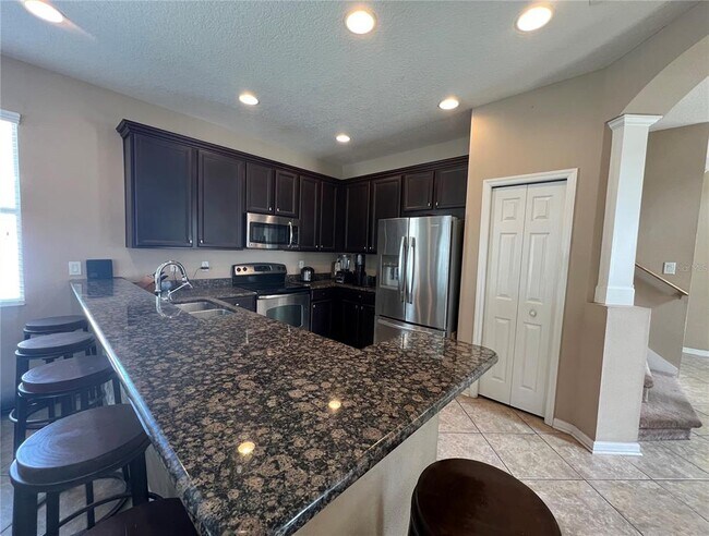 Building Photo - 8315 Deerland Bluff Ln