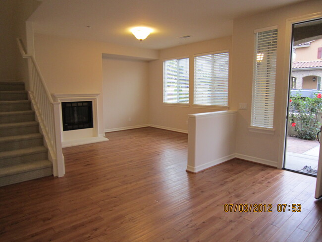 Building Photo - 10410 Duxbury Ln