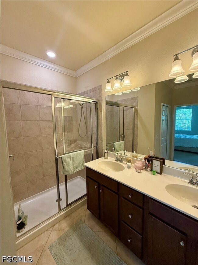 Building Photo - 10020 Via Colomba Circle