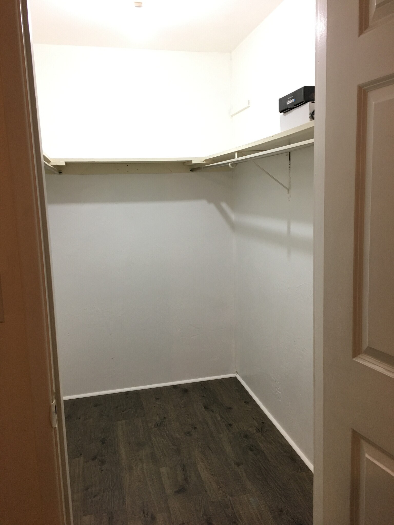 Building Photo - 107 N 3rd St