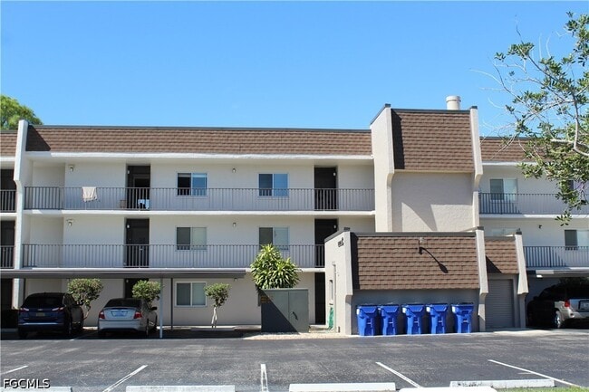 Building Photo - 25806 Cockleshell Dr