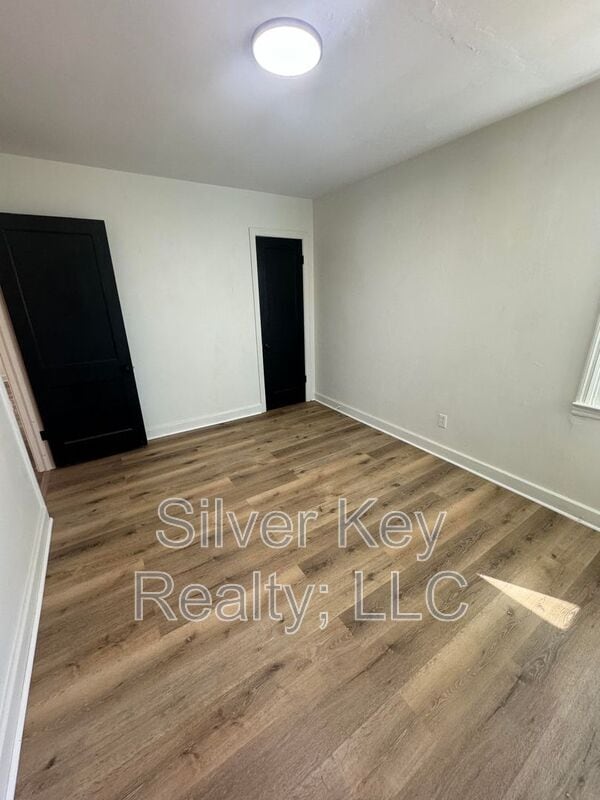 Building Photo - 1214 Jones St