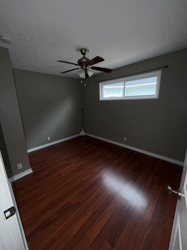 Building Photo - Charming 2 Bed / 1 Bath House located in the heart of Groves