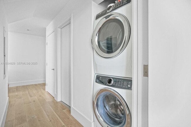 Building Photo - 788 NE 23rd St