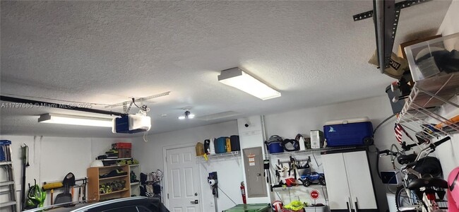 Building Photo - 613 Bald Cypress Rd