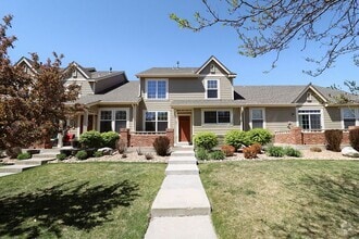Building Photo - Beautiful Updated Town Home in Fort Collins