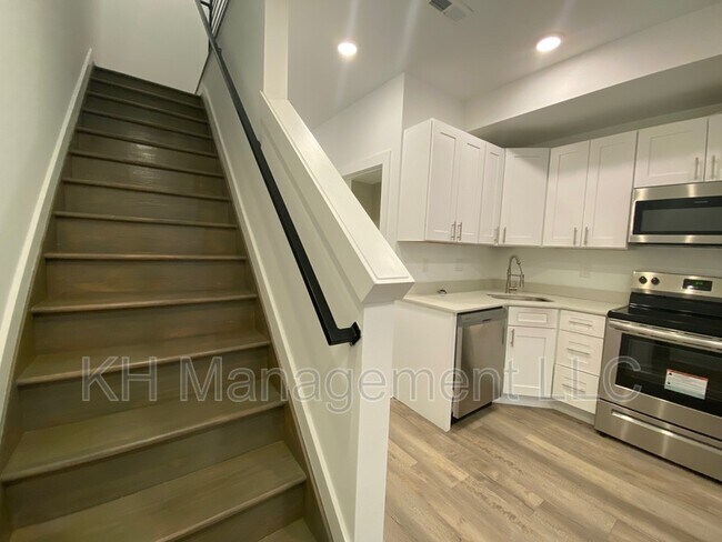 Building Photo - 4329 Otter St