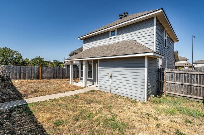 Building Photo - AUGUST 2026 MOVE IN!  Great 4 Bedroom 4 Bathroom Home