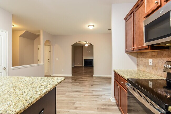 Building Photo - 222 Westridge Cir