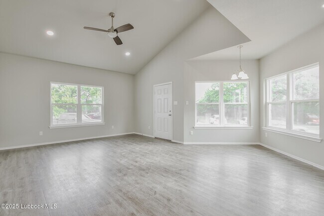 Building Photo - 3115 74th St