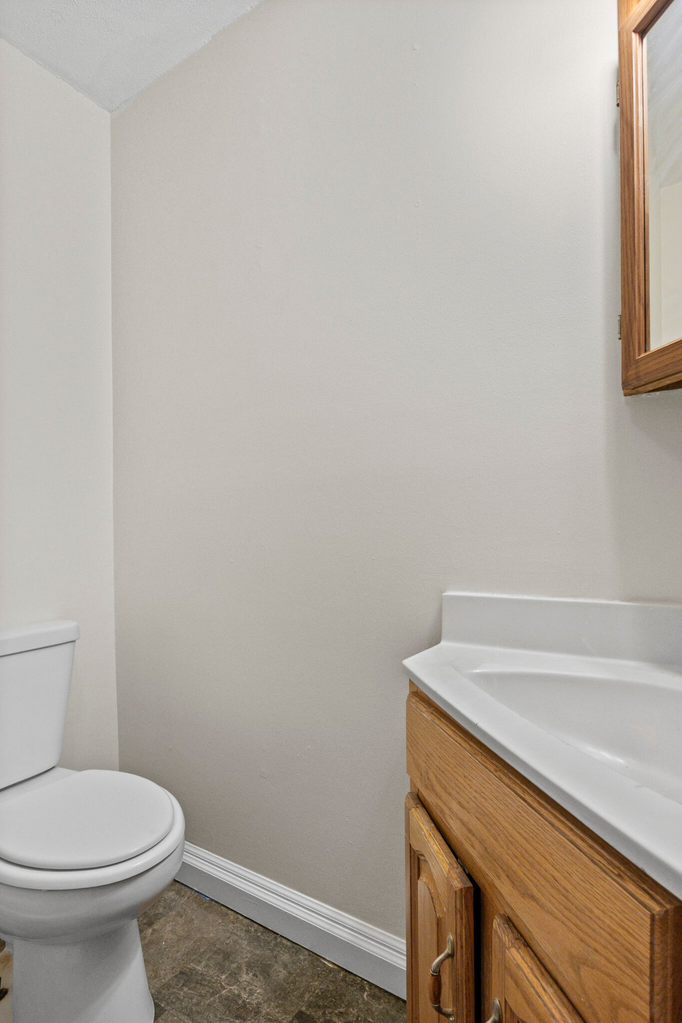 Building Photo - 2219 S Elm St