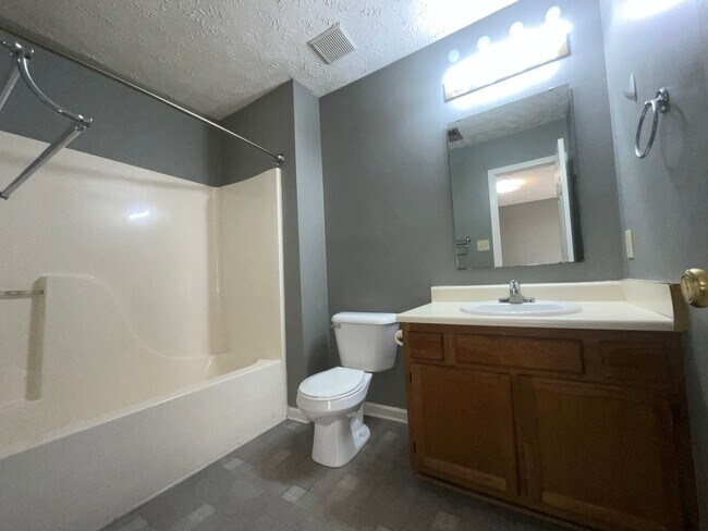 Building Photo - 145 Cotton Top Pl