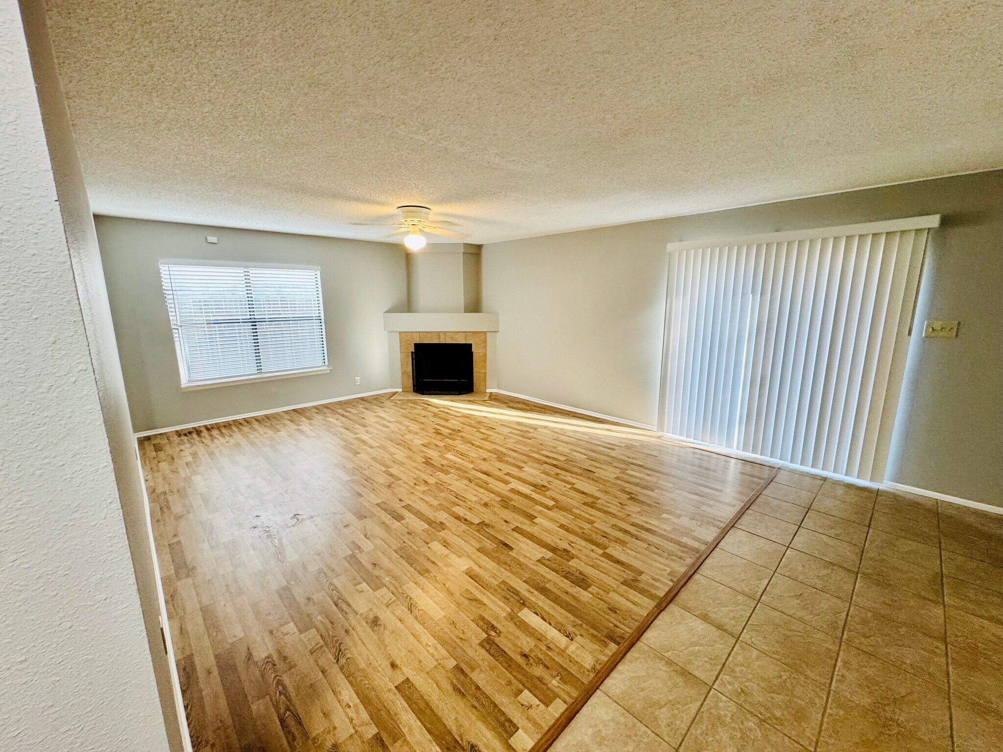 Building Photo - 9250 Ridge Path