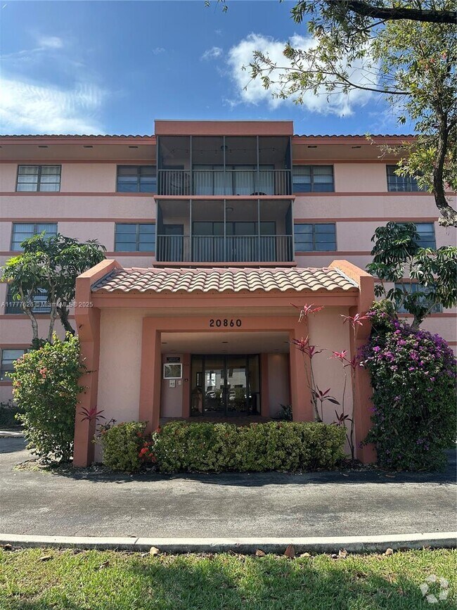 Building Photo - 20860 San Simeon Way