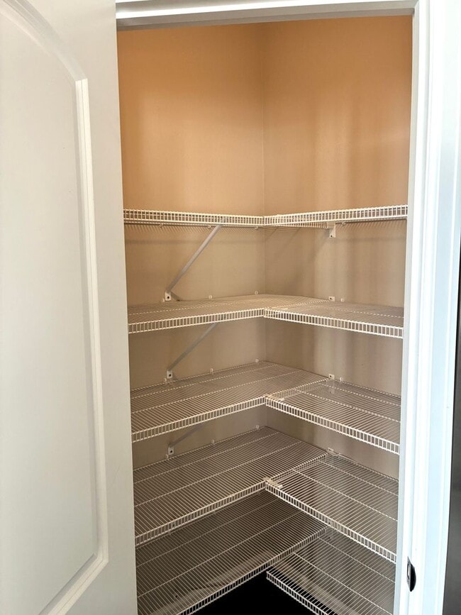 Building Photo - Beautiful 4 Bed/3 Bath West Greeley Home – Spacious Lot & Great Location!