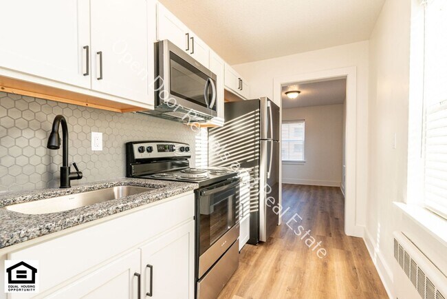 Building Photo - 1823 Griswold Dr