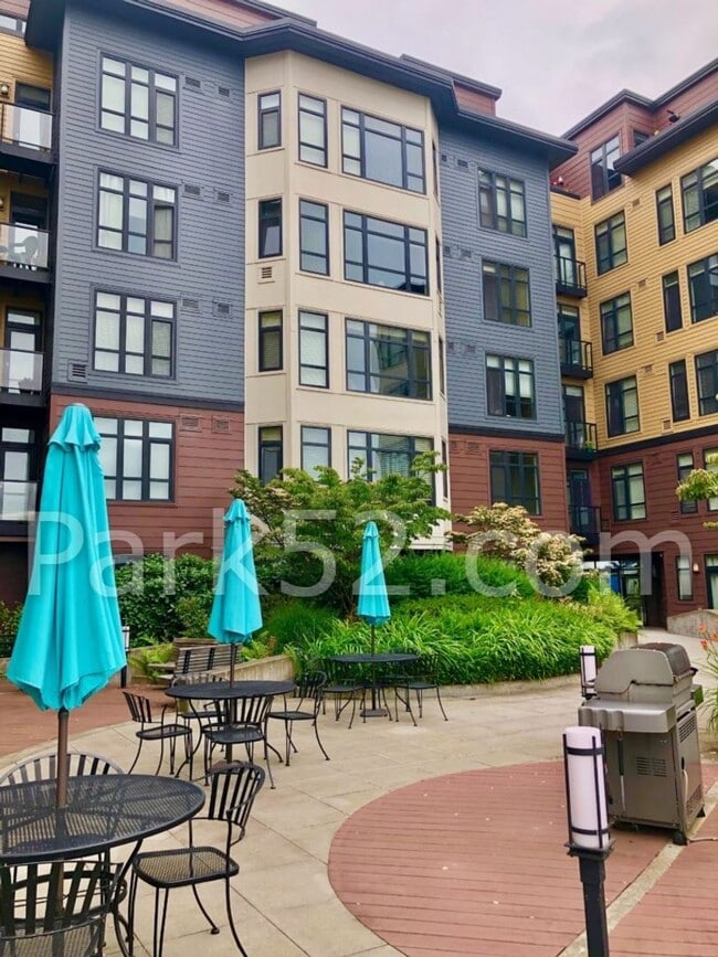 Building Photo - $250 Off First Full Month!  1 Bedroom Condo in Downtown Tacoma